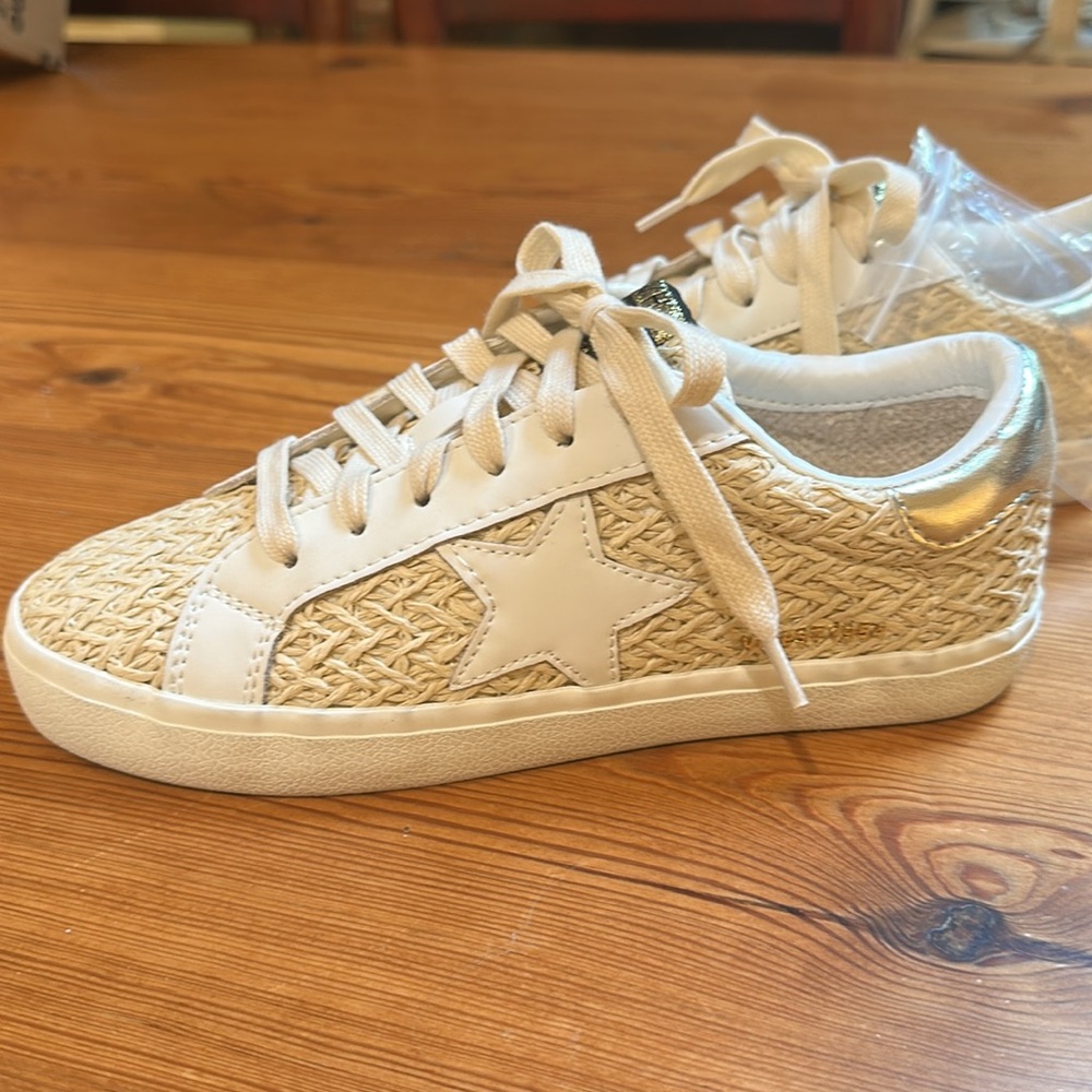 Vintage Havana Flair 41 - Dark Natural Sneakers 7.5 NWT
